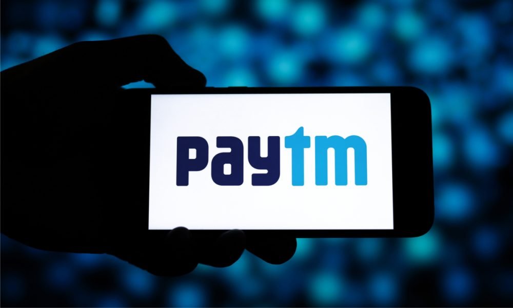 Shares of Paytm increase by 7% as Q3 loss drops to Rs 392 crore. 2 RBI Refuses to Grant Paytm License as Payment Aggregator Asks Firm to Reapply EP