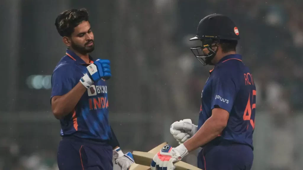Shreyas Iyer played in all three games and Rohit Sharma in the first ODI: The IND-AUS ODI series will be without 5 players. 1 98675414