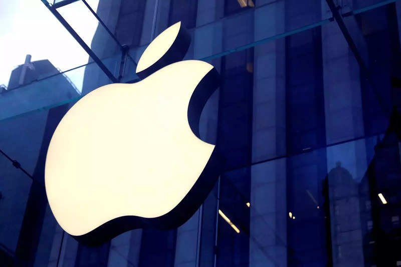 Apple is steadily growing its operations in India, and the government keeps in touch with the company, according to Piyush Goyal 1 99491966