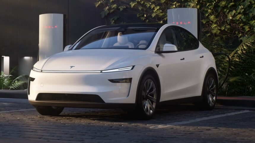 Tesla Opens in Mumbai