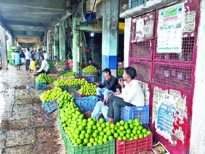 Fruit Prices Rise at Navi Mumbai APMC